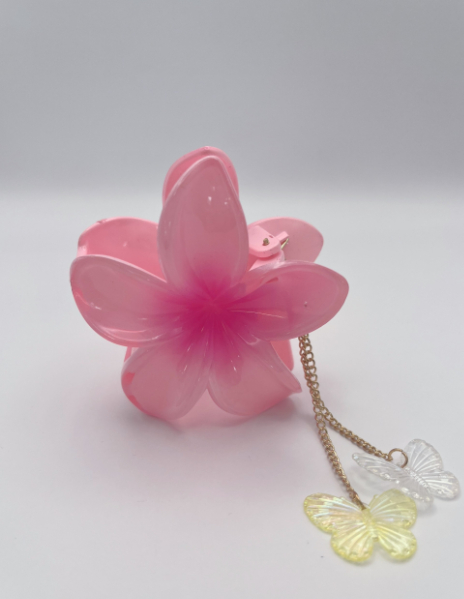 花モチーフ　ヘアクリップ(ピンク)